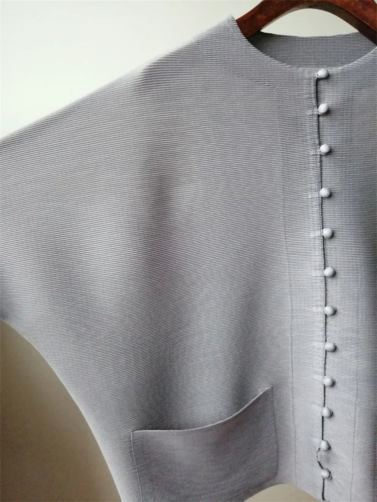Pleated Bat-Sleeve Cropped Jacket