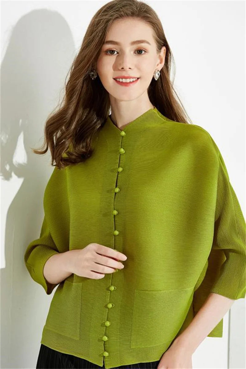 Pleated Bat-Sleeve Cropped Jacket