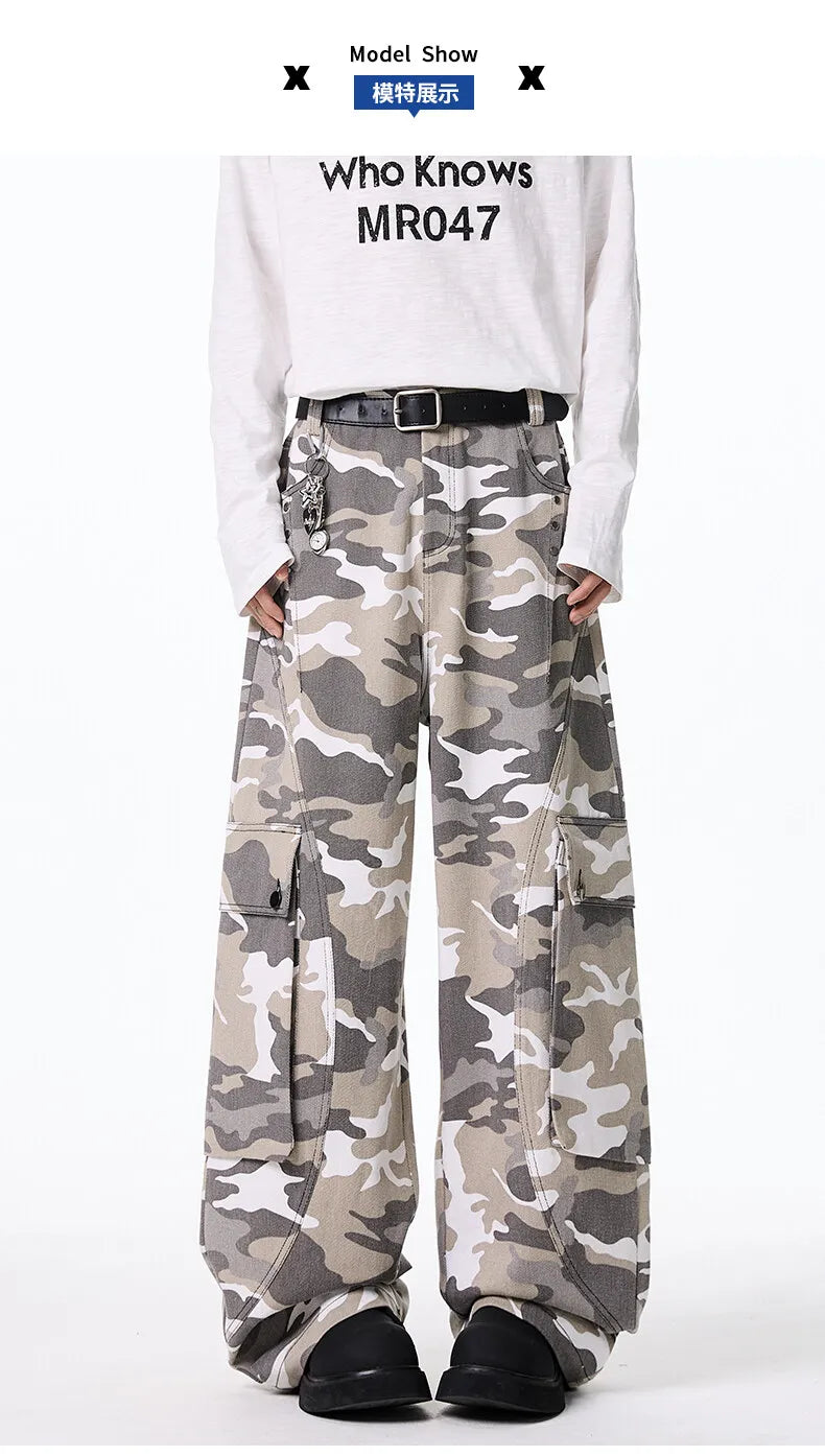 Men's Wide-Leg Camo Cargo Pants
