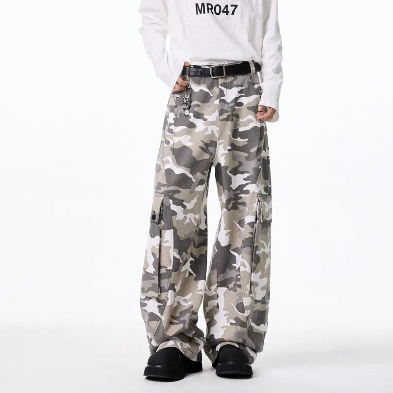 Men's Wide-Leg Camo Cargo Pants