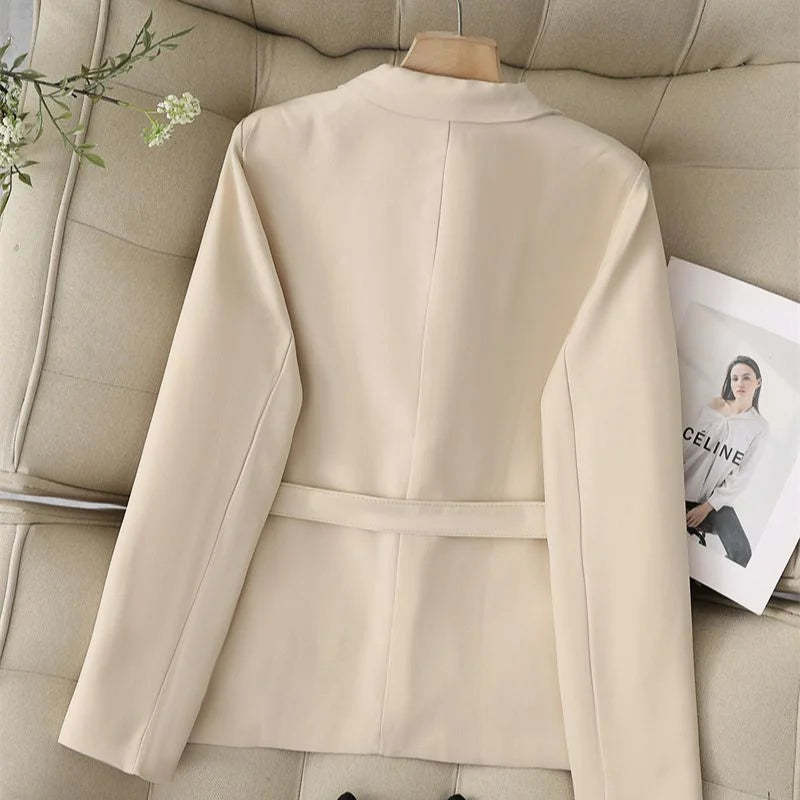 Tailored Cropped Jacket