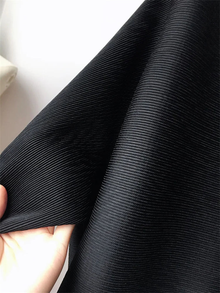 Pleated Bat-Sleeve Cropped Jacket
