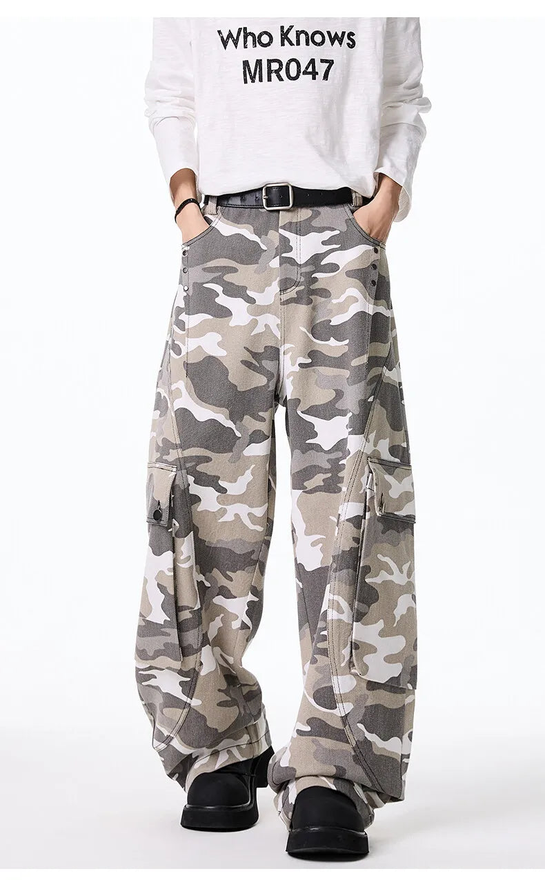 Men's Wide-Leg Camo Cargo Pants