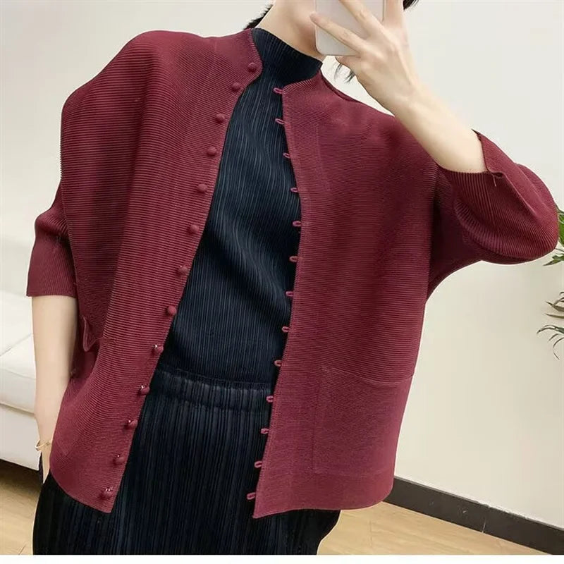 Pleated Bat-Sleeve Cropped Jacket