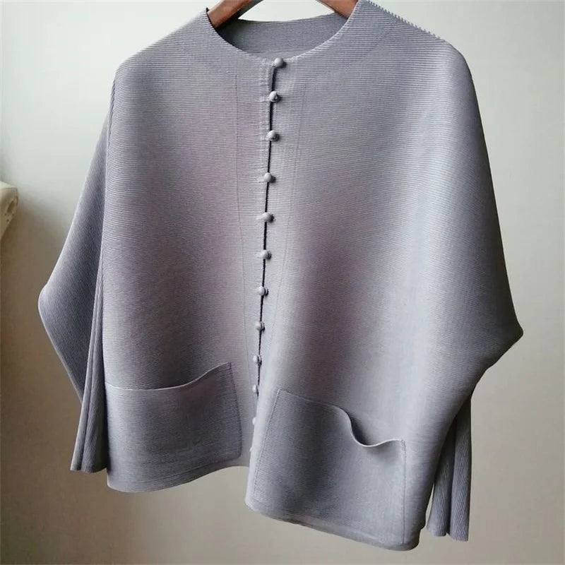 Pleated Bat-Sleeve Cropped Jacket