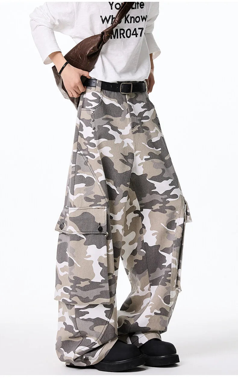 Men's Wide-Leg Camo Cargo Pants